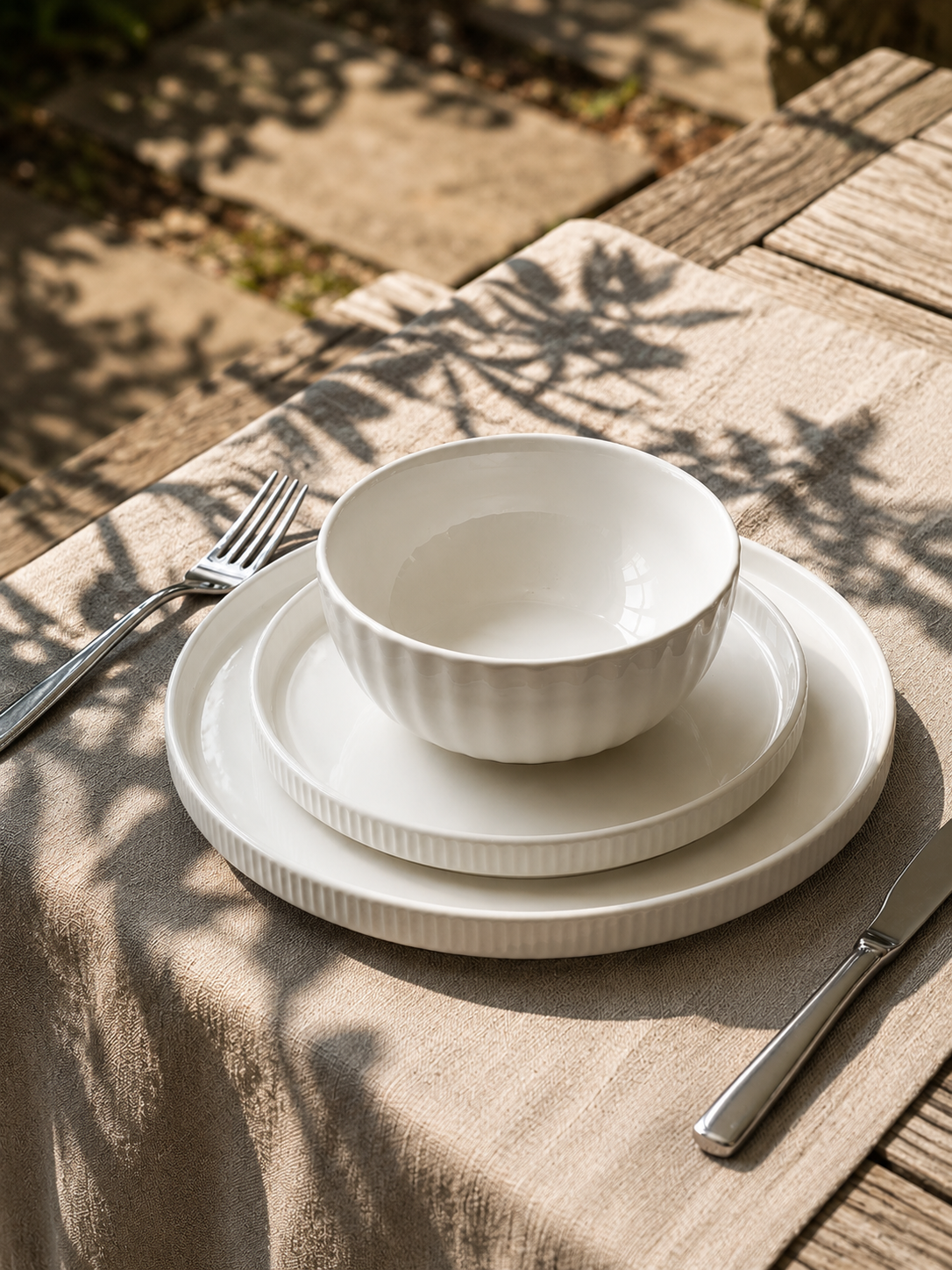 Linear Porcelain Trio